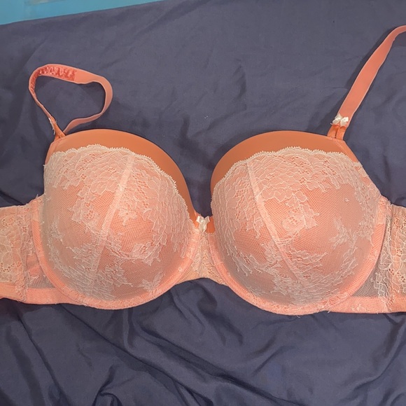Torrid peach lace bra 46D - Picture 2 of 3